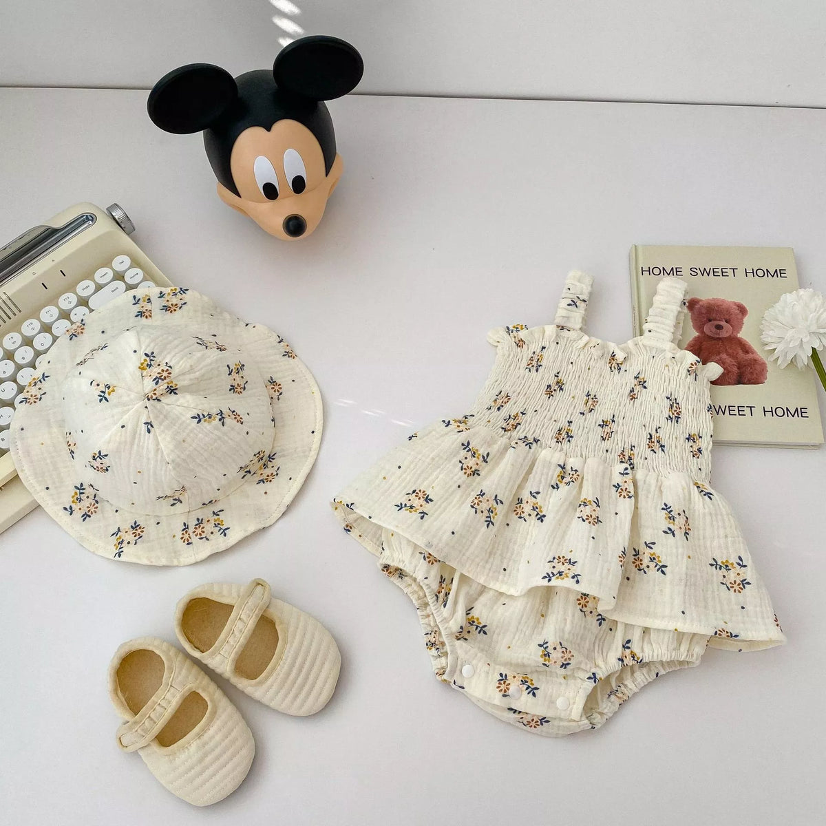 2 Pc Baby Smocked Bodysuit Dress w/Hat