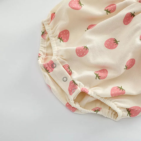 3 Pc Baby Girl Berry Bloomer Shorts, tee & Hat
