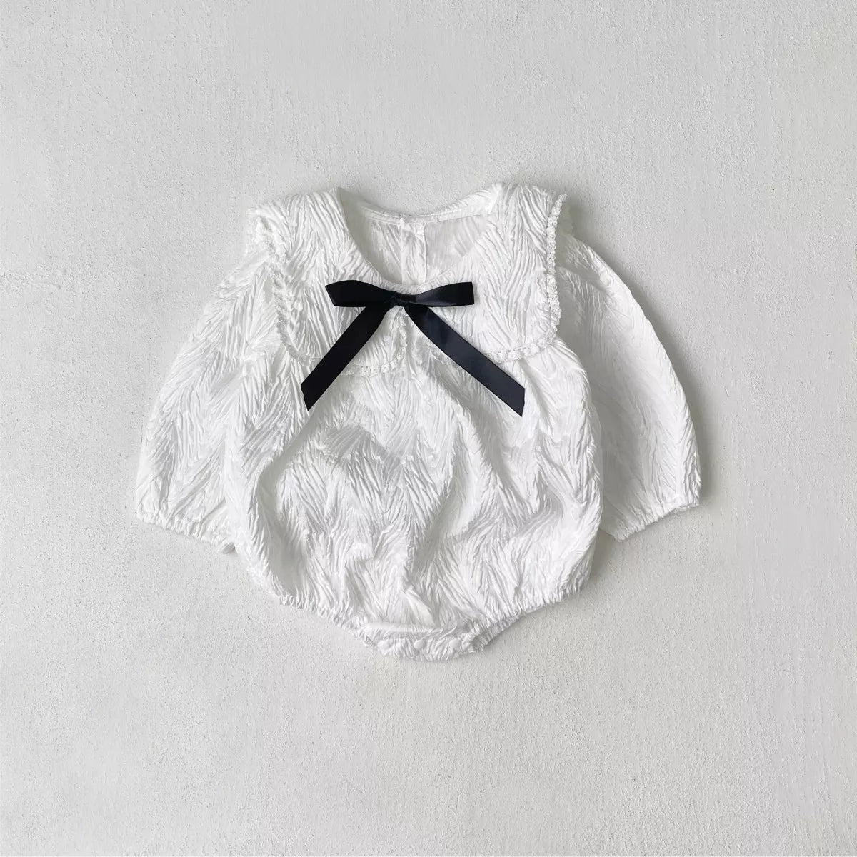 Baby Girl Textured Butterfly Bow Collar Bodysuit