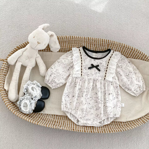 Baby Girl Chic Contrast Leaf Motif Bodysuit