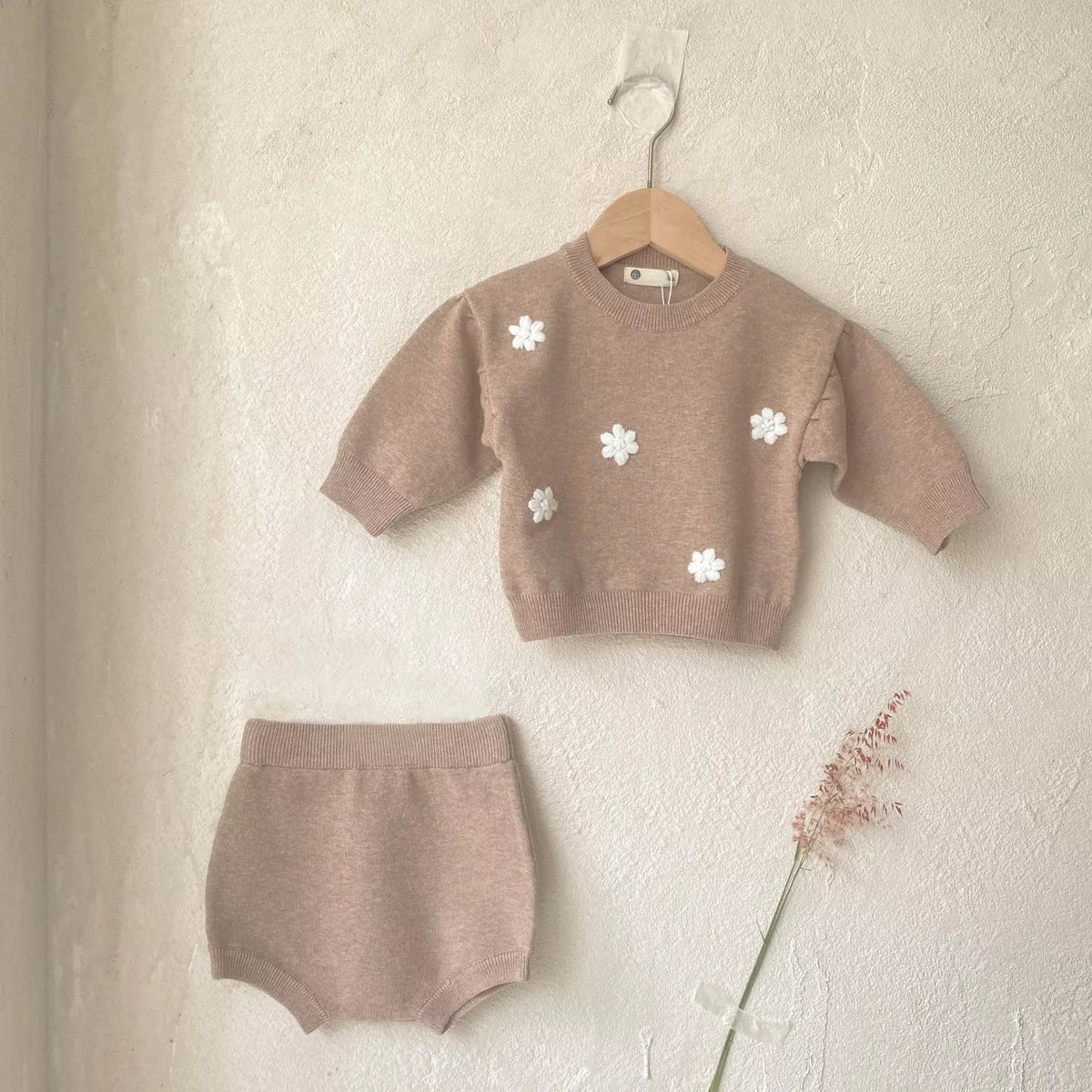 2 Pc Baby Girl Daisy Knit Sweater & Bloomer Shorts Set