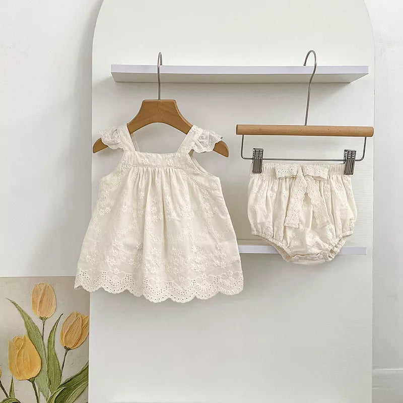 2 pc Baby Girl Cute Floral Emb Top & Bloomers Set