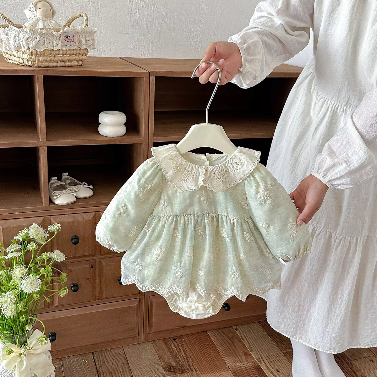 Baby Girl Floral Embroidered Lace Collar Bodysuit Dress