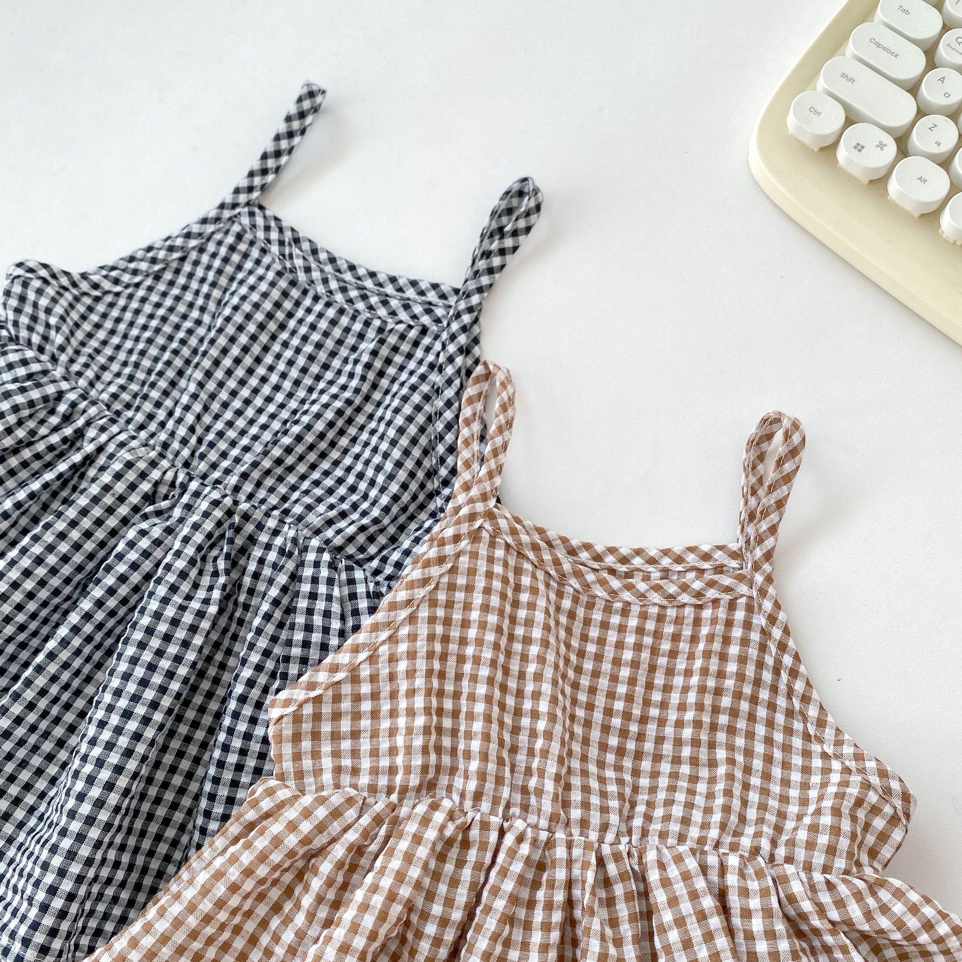 2 Pc Baby Girl Gingham Dress with Hat – Little Sprout Co 2 Pc Baby Girl Gingham Dress with Hat – Little Sprout Co