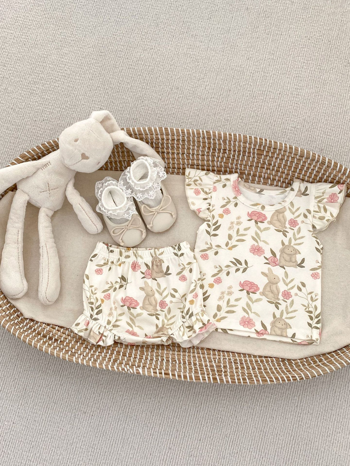 2 Pc Baby Girl Spring Rabbit Tee Short Set