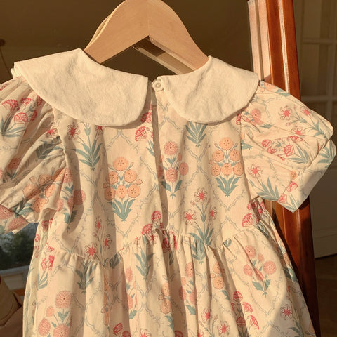 Girls Vintage Wall Paper Print Collar Dress