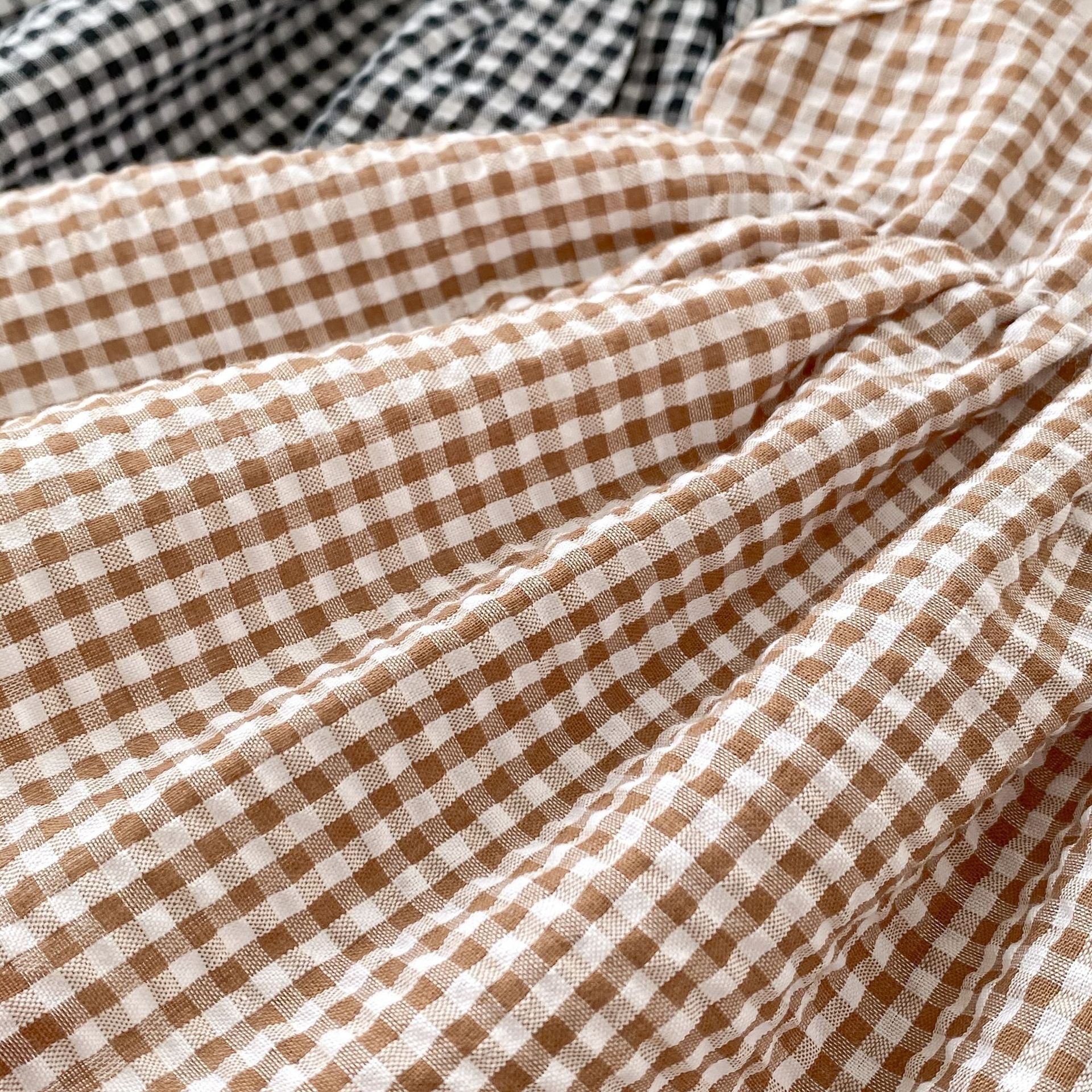 2 Pc Baby Girl Gingham Dress with Hat Little Sprout Co. 2 Pc Baby Girl Gingham Dress with Hat Little Sprout Co.